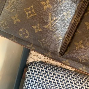Louis Vuitton Cite GM - Vintage and authenticated.